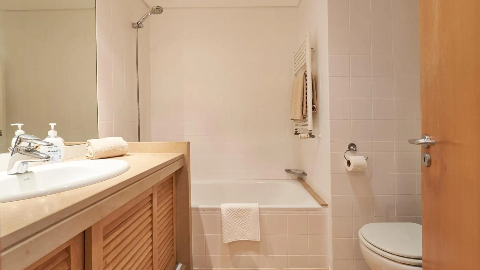 Tivoli Apartment In Avenida Da Liberdade Lisbon