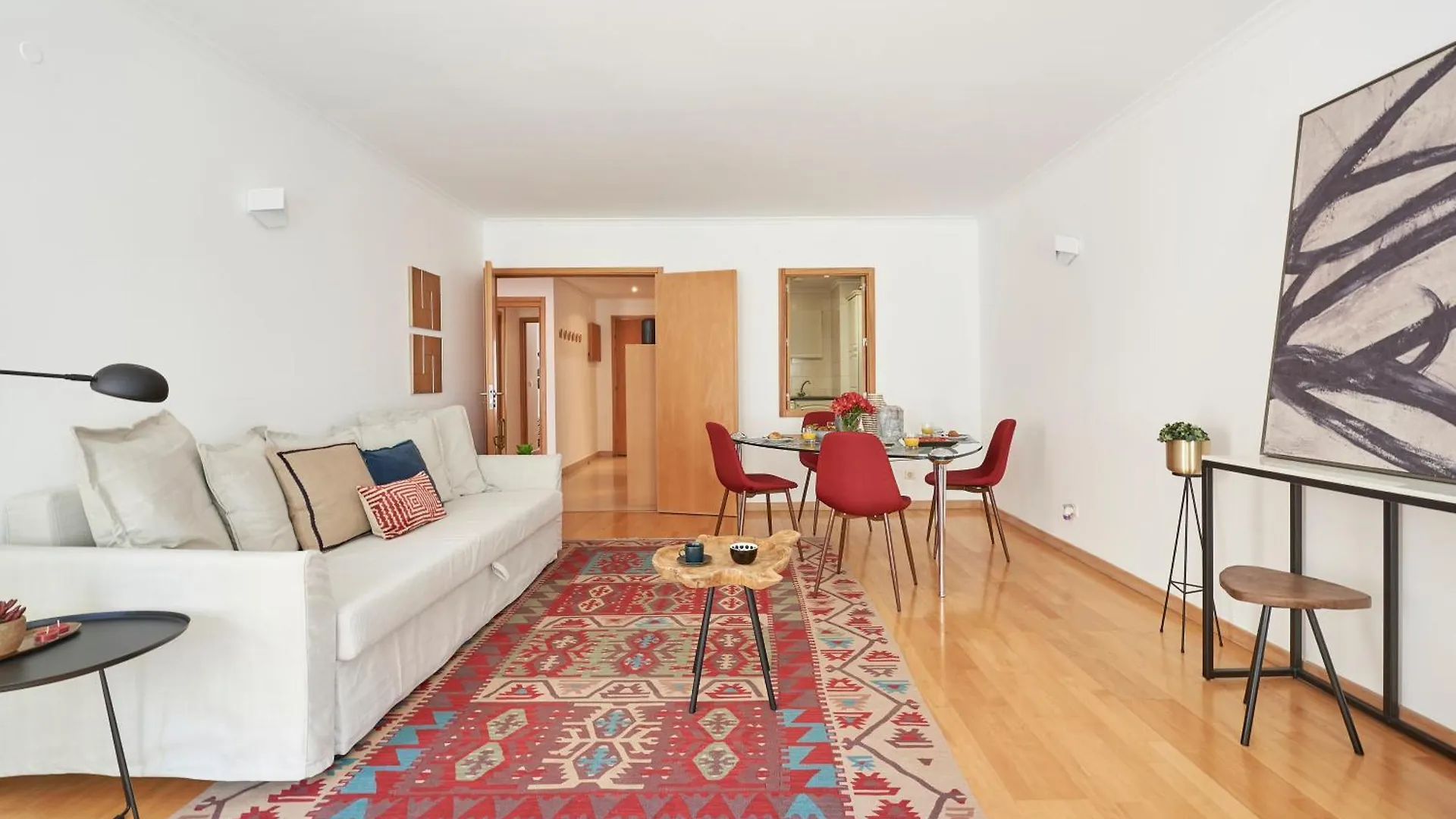 Tivoli Apartment In Avenida Da Liberdade Lisbon Portugal